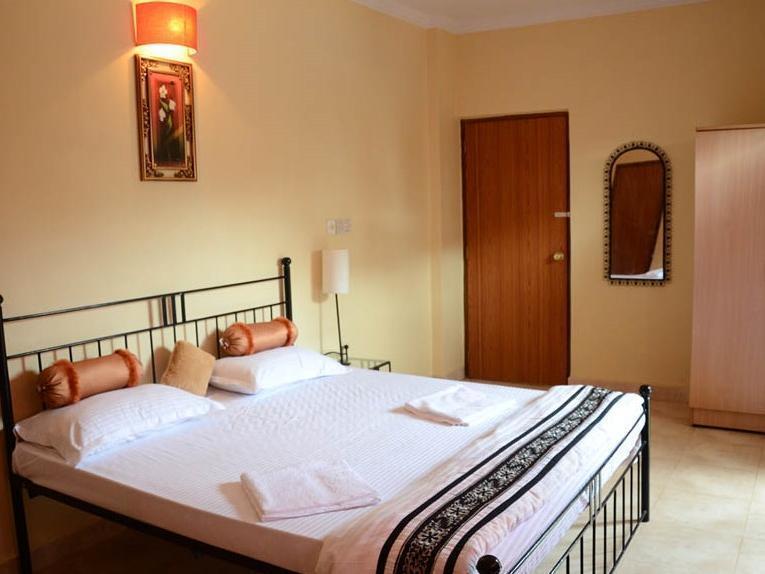M N Resorts Baga Exterior foto
