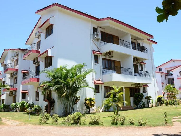 M N Resorts Baga Exterior foto
